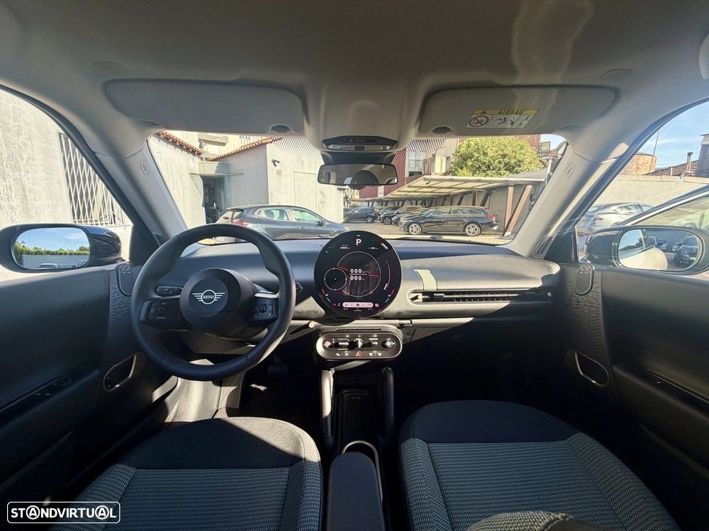 MINI 3 Portas Cooper SE Classic - 32