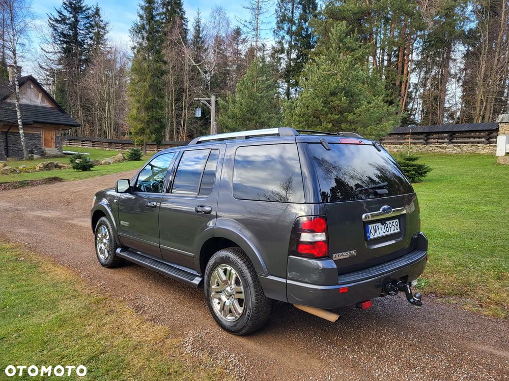 Ford Explorer 4.6 4WD - 3