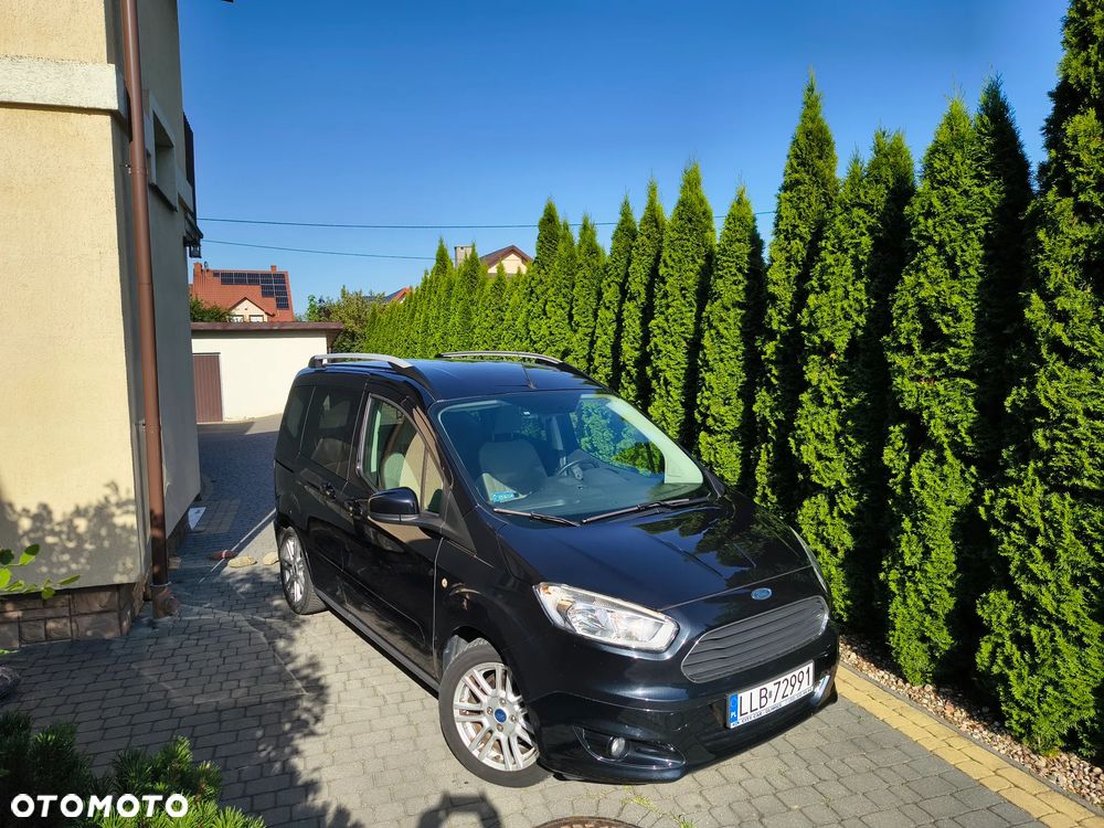 Ford Tourneo Courier 1.0 EcoBoost Titanium - 22