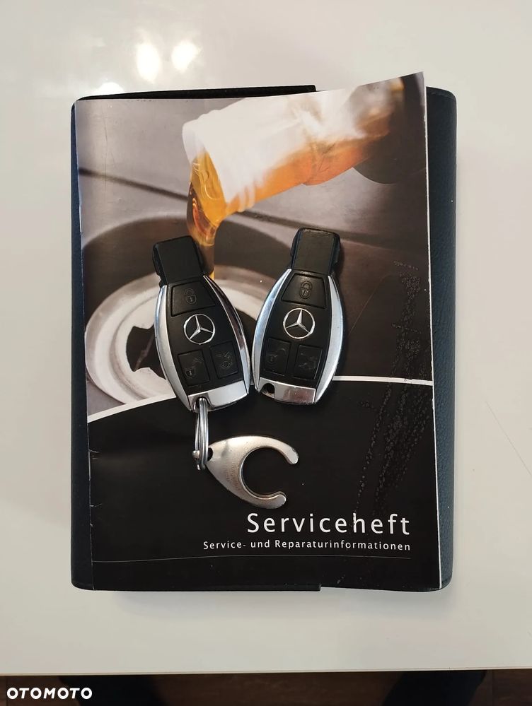 Mercedes-Benz GLK 350 CDI 4Matic (BlueEFFICIENCY) 7G-TRONIC - 34