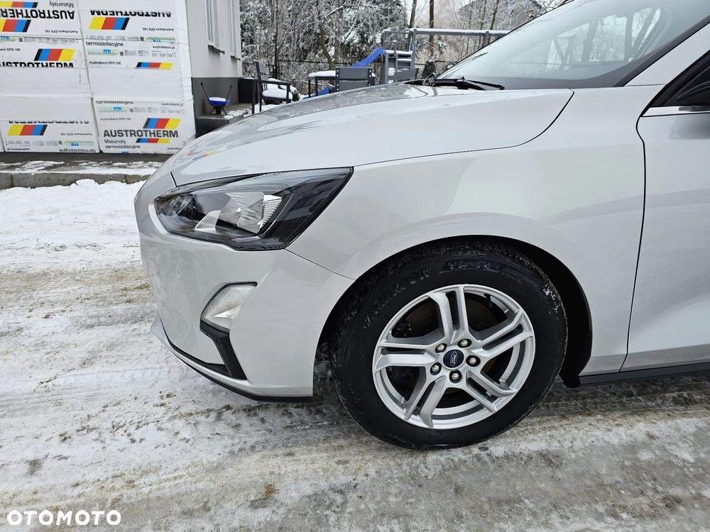 Ford Focus - 25