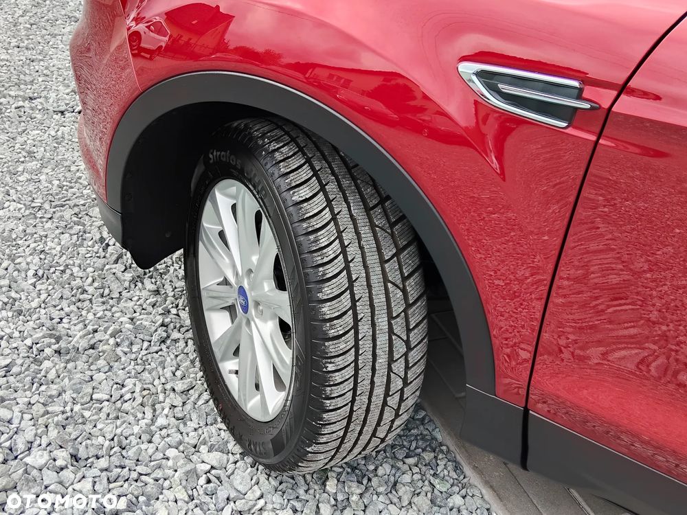 Ford Kuga 1.5 EcoBoost TITANIUM - 4