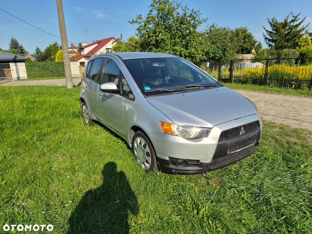 Mitsubishi Colt - 7