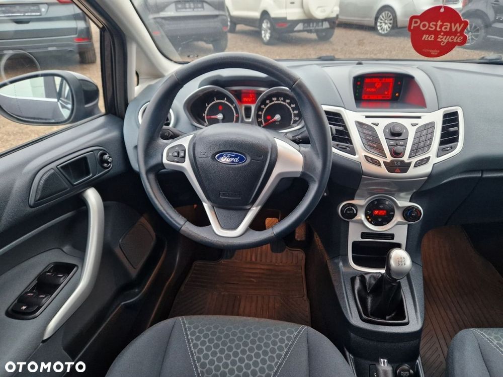 Ford Fiesta 1.4 Titanium - 16