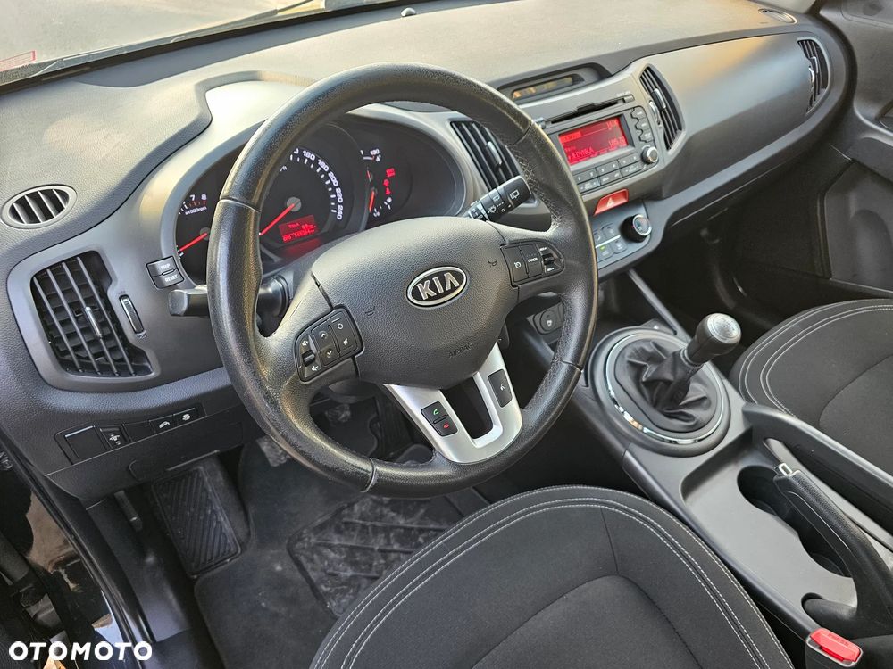 Kia Sportage 2.0 CVVT 2WD Vision - 10