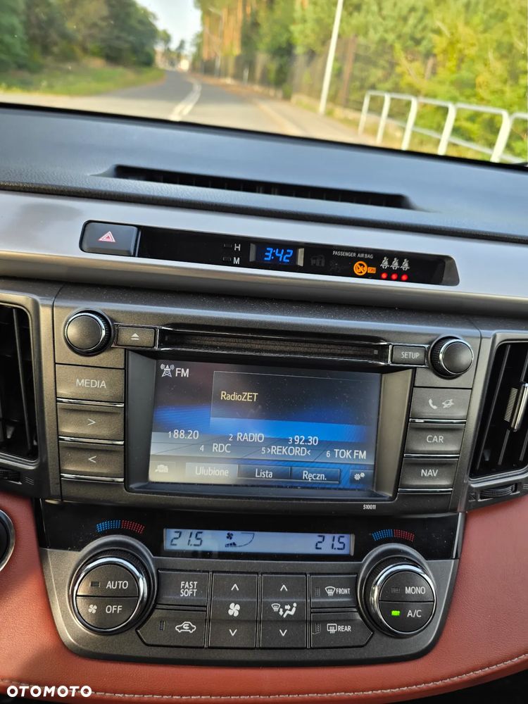 Toyota RAV4 2.0 Premium MS - 17