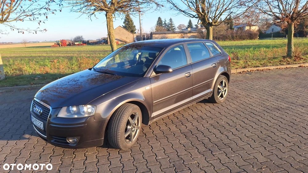 Audi A3 Sportback 1.8 TFSI Ambiente - 3
