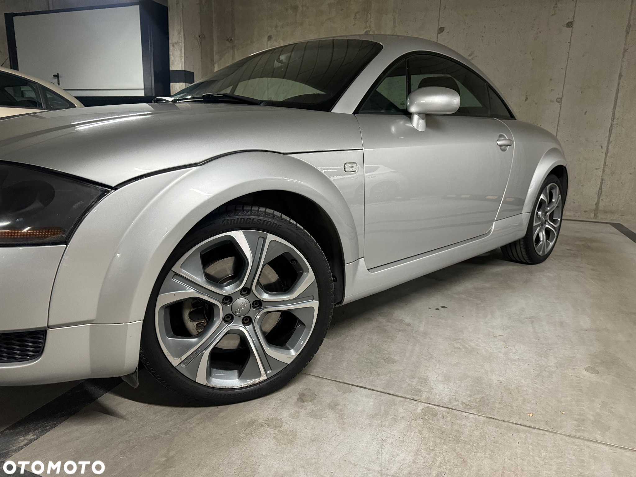 Audi TT Coupe 1.8T - 23