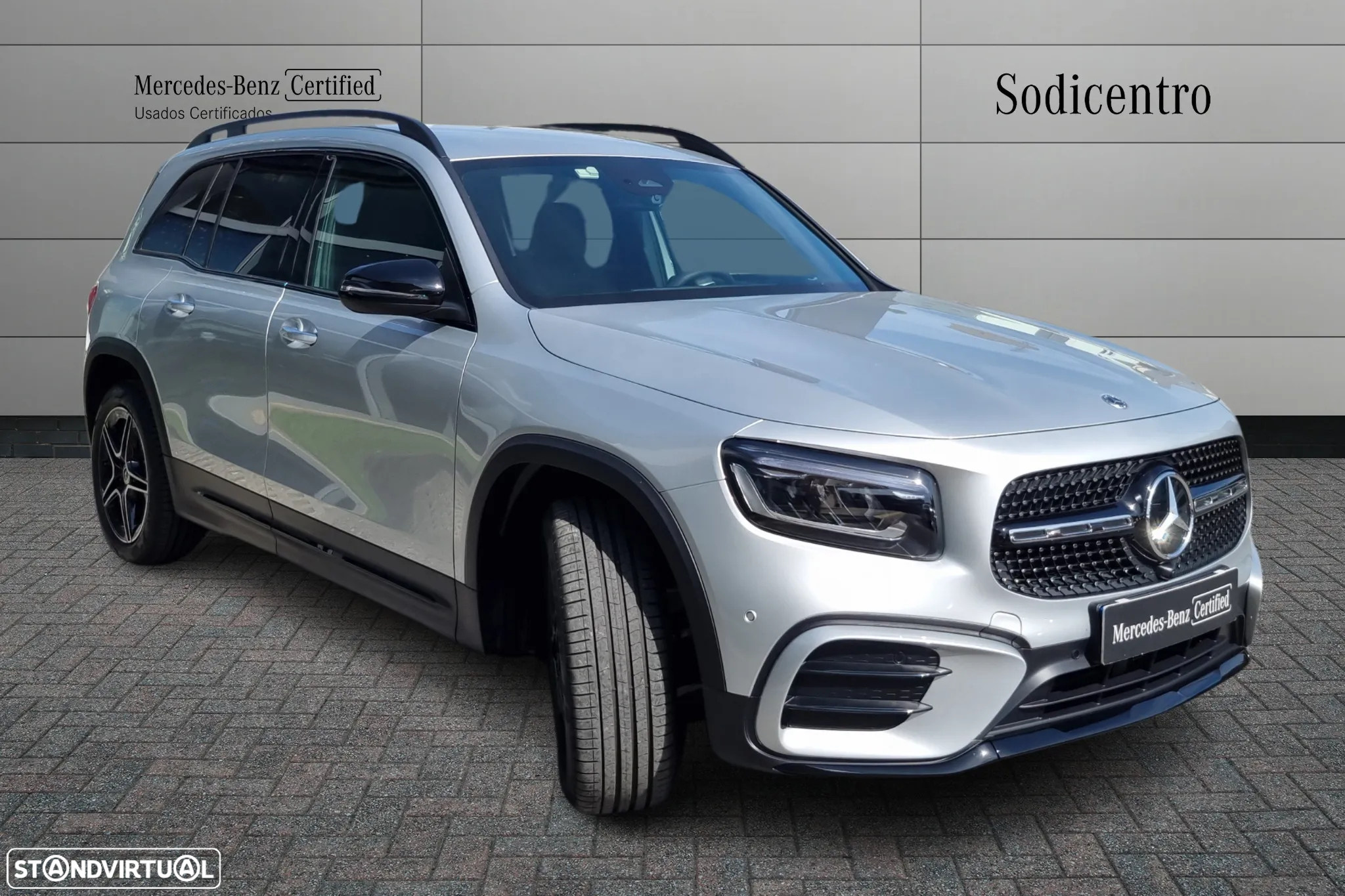 Mercedes-Benz GLB 180 d AMG Line - 2