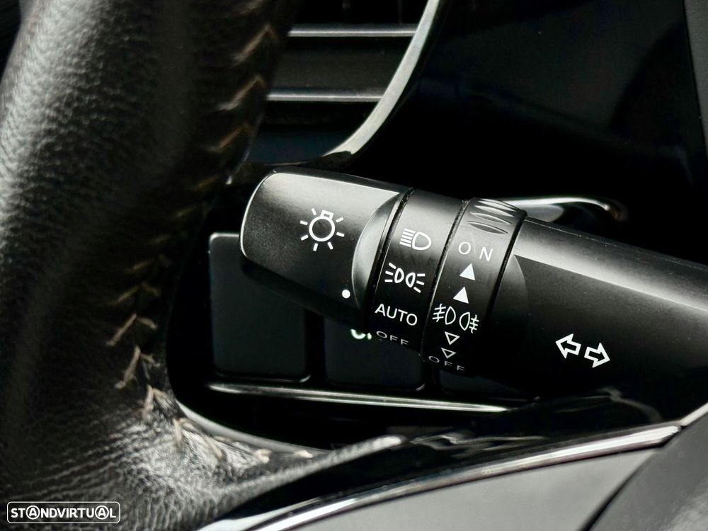 Mitsubishi Outlander 2.2 DI-D Intense - 15