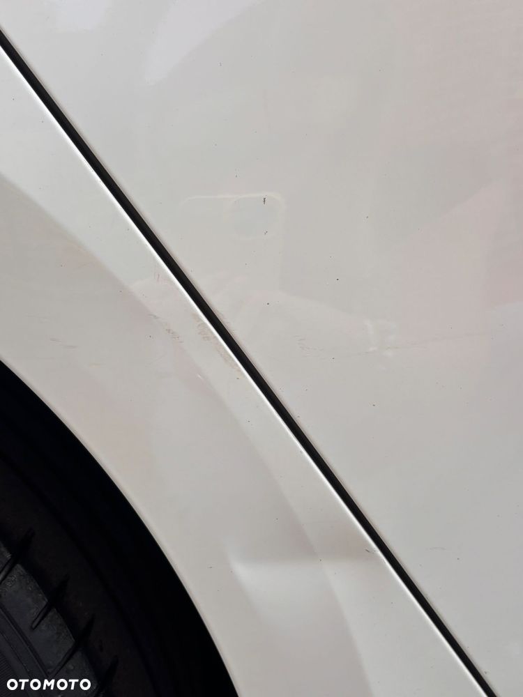 Volkswagen Golf 1.6 TDI BMT Comfortline - 28