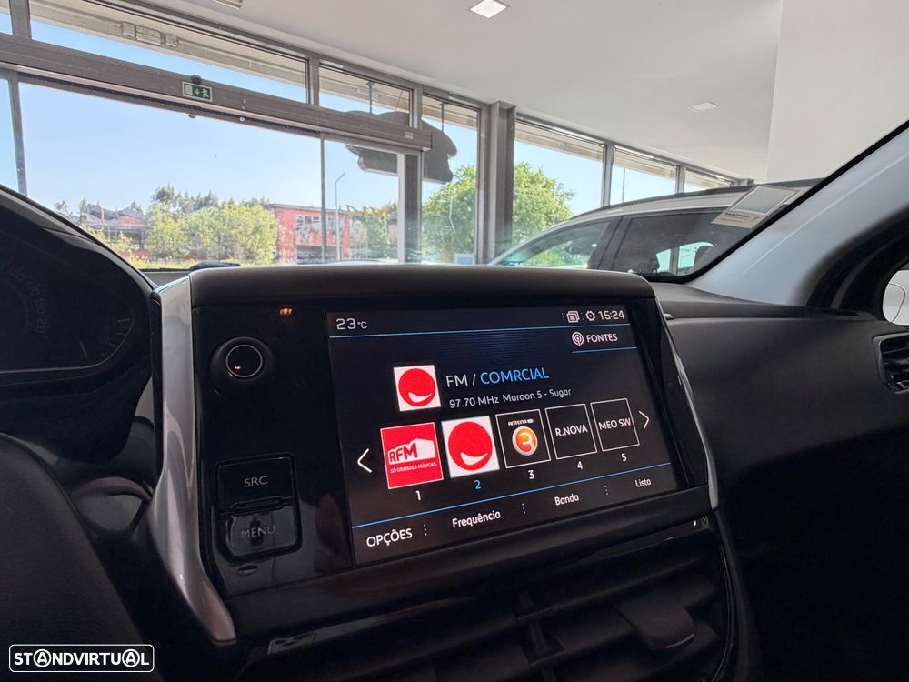 Peugeot 208 1.5 BlueHDi Signature - 10