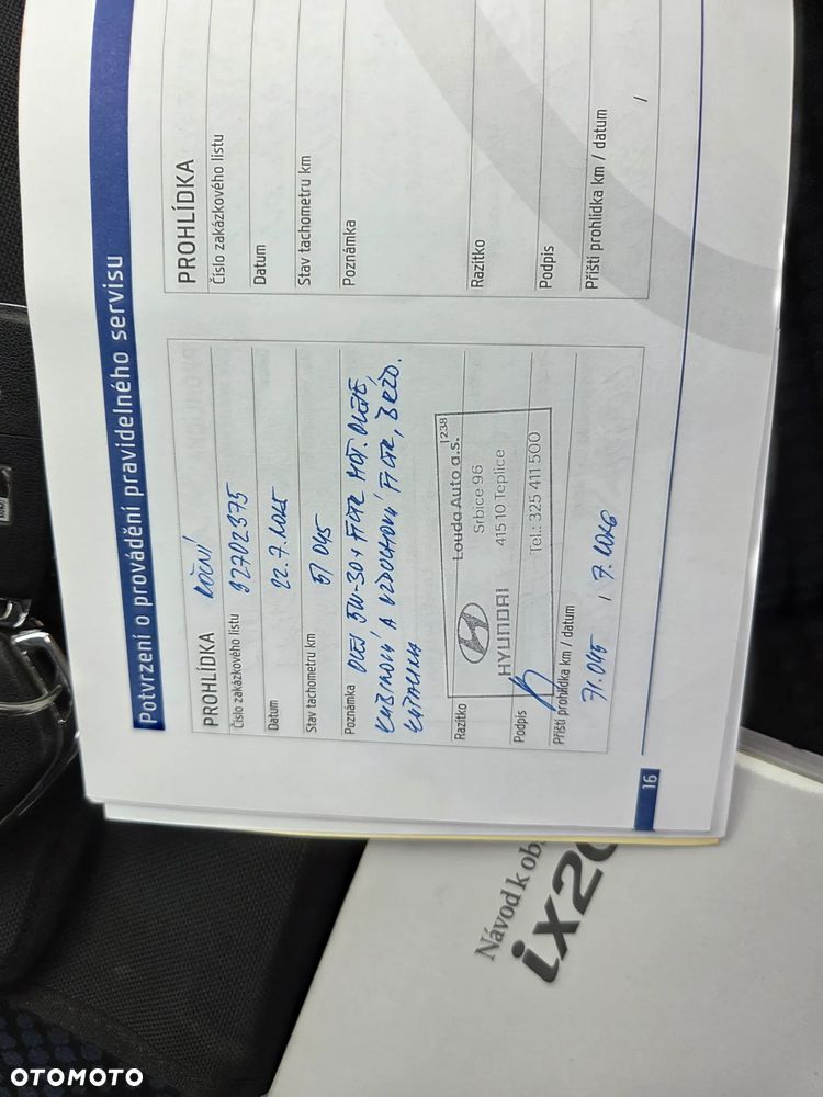 Hyundai ix20 1.6 Trend - 18