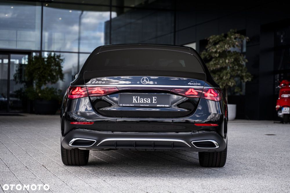Mercedes-Benz Klasa E - 11