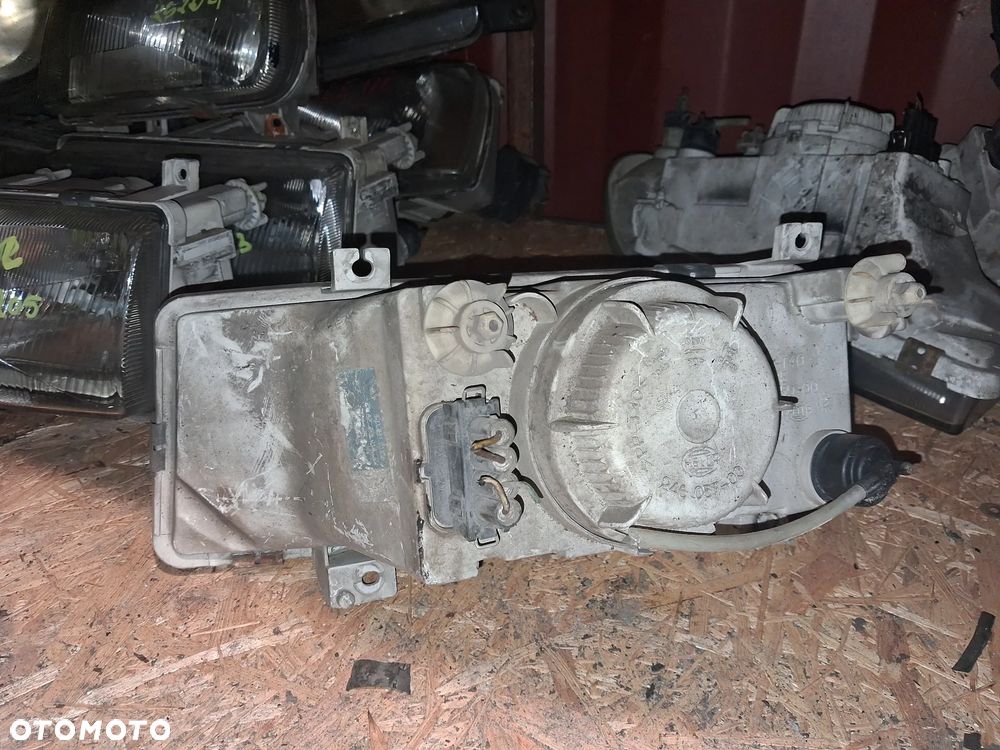 Reflektor LAMPA PRZÓD PRAWY PRAWA  SKODA FELICIA - 2