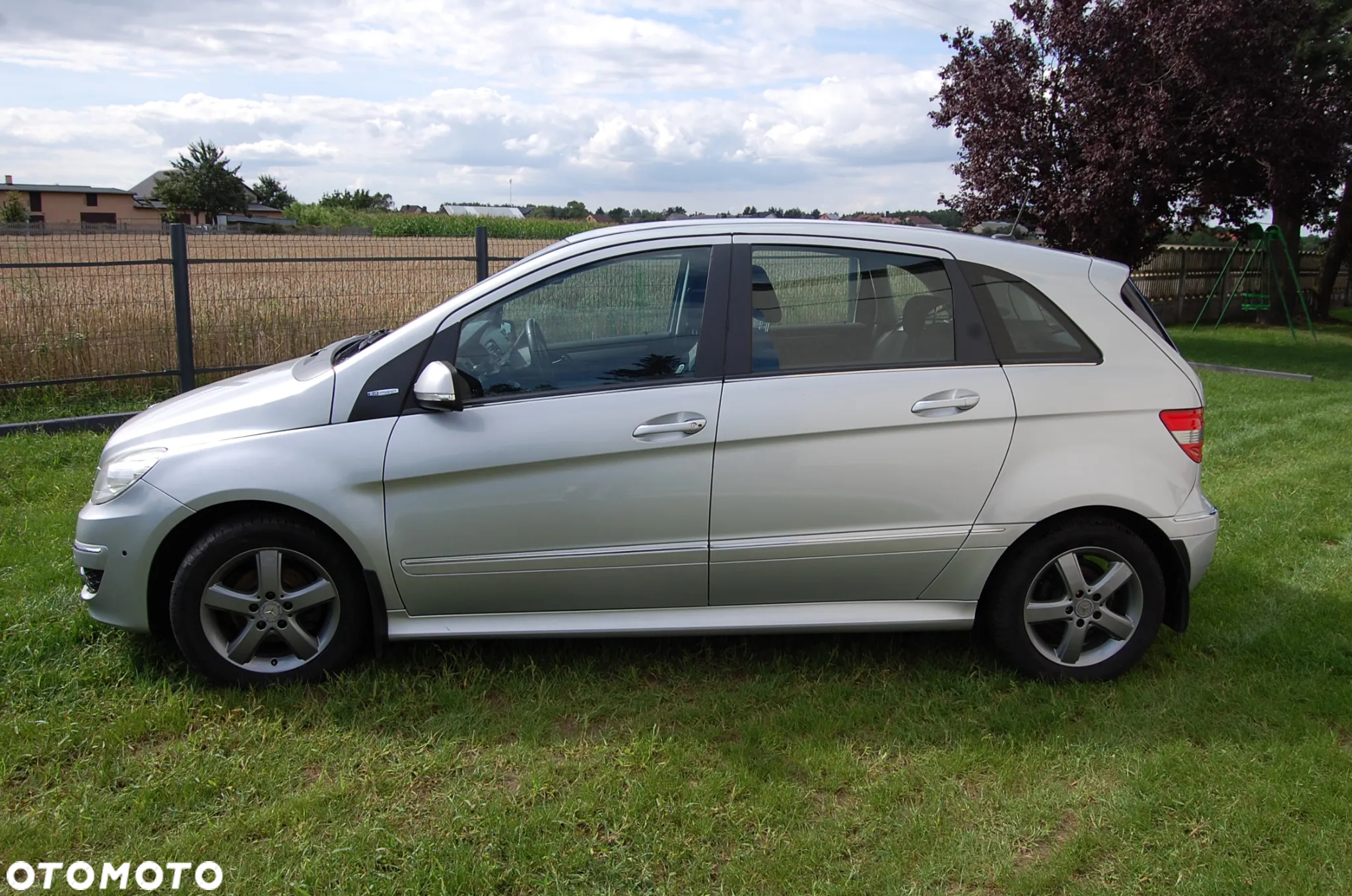 Mercedes-Benz Klasa B 180 BlueEffICIENCY - 8