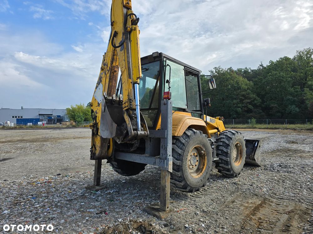 Massey Ferguson MF 900 * 5,700 mth * Krokodyl * Długi teleskop * Zamiana * Opony 80% * - 15
