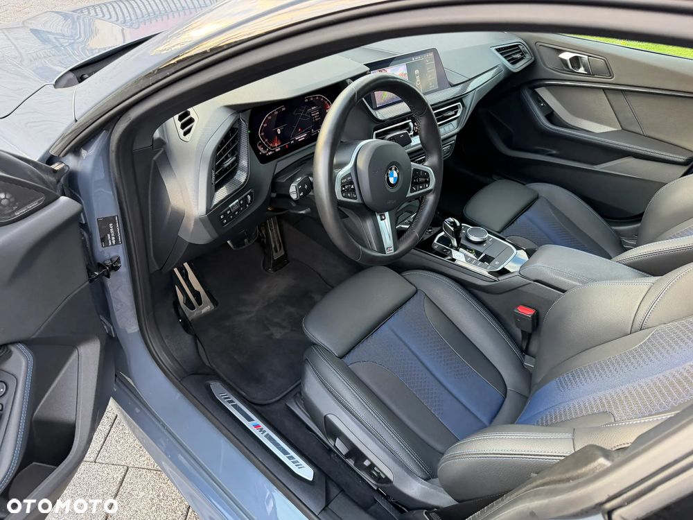 BMW Seria 2 218i M Sport - 11