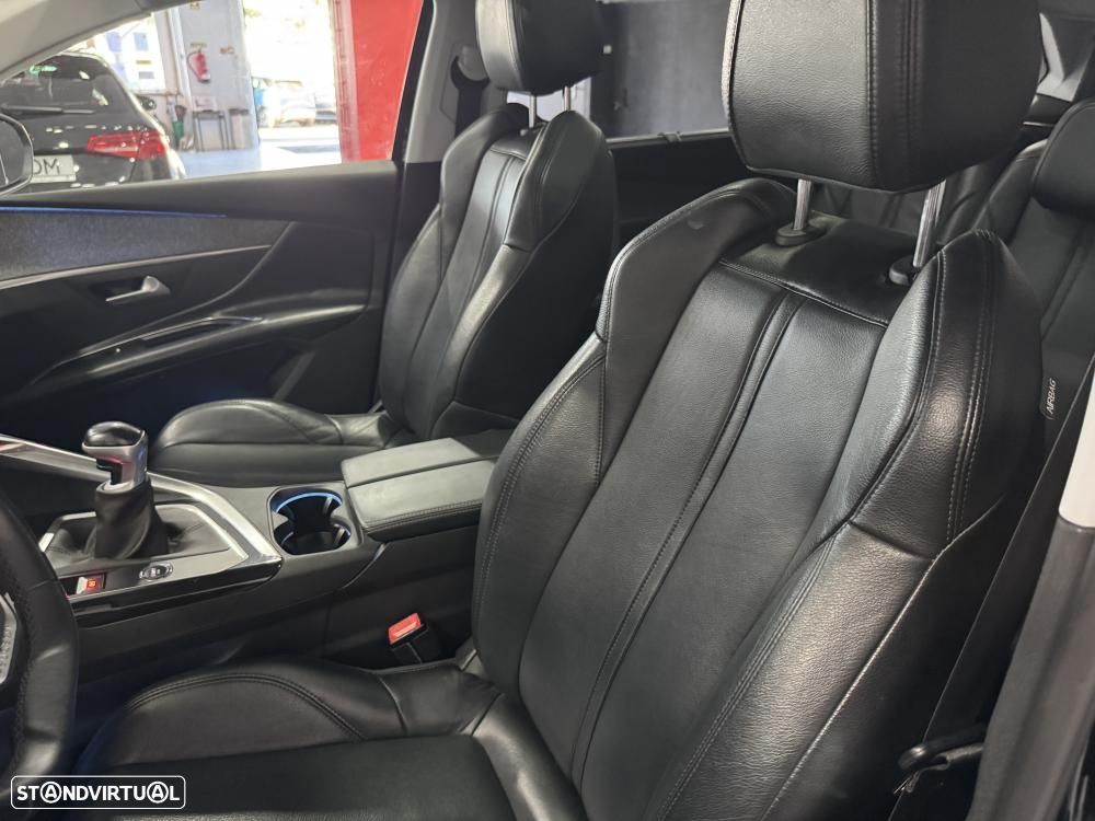 Peugeot 5008 1.6 HDi Allure J18 - 27