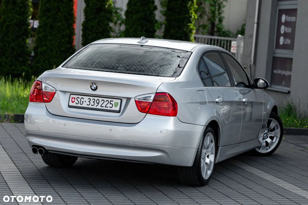 BMW Seria 3 330xi - 12