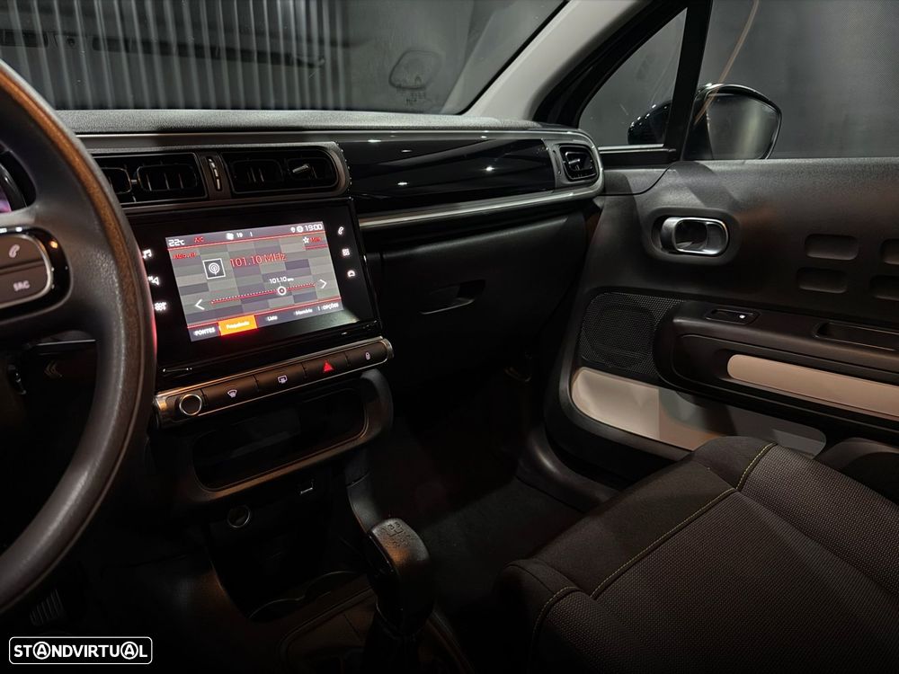 Citroën C3 1.2 PureTech Shine - 15