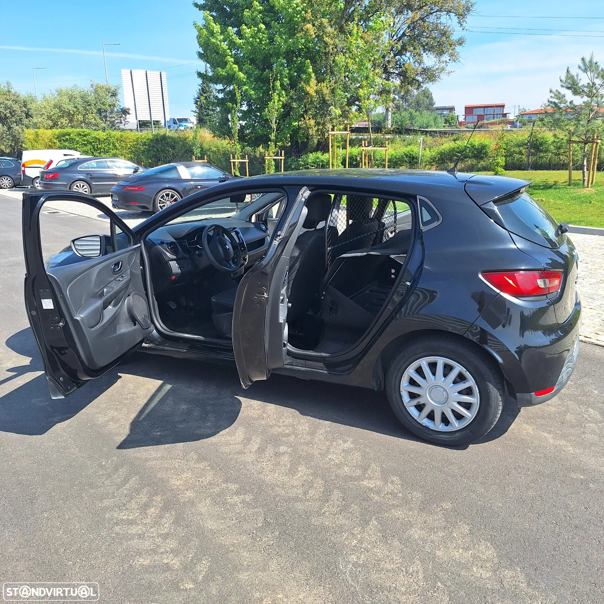 Renault Clio - 31