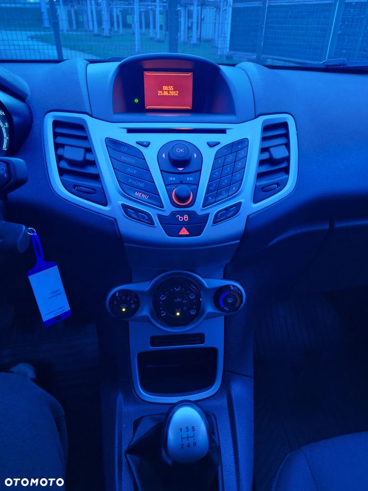 Ford Fiesta - 16