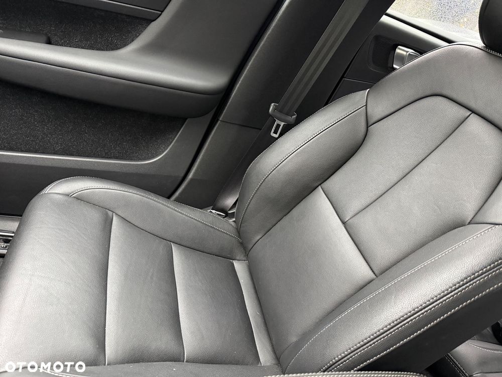 Volvo XC 40 T3 Geartronic Momentum Pro - 38