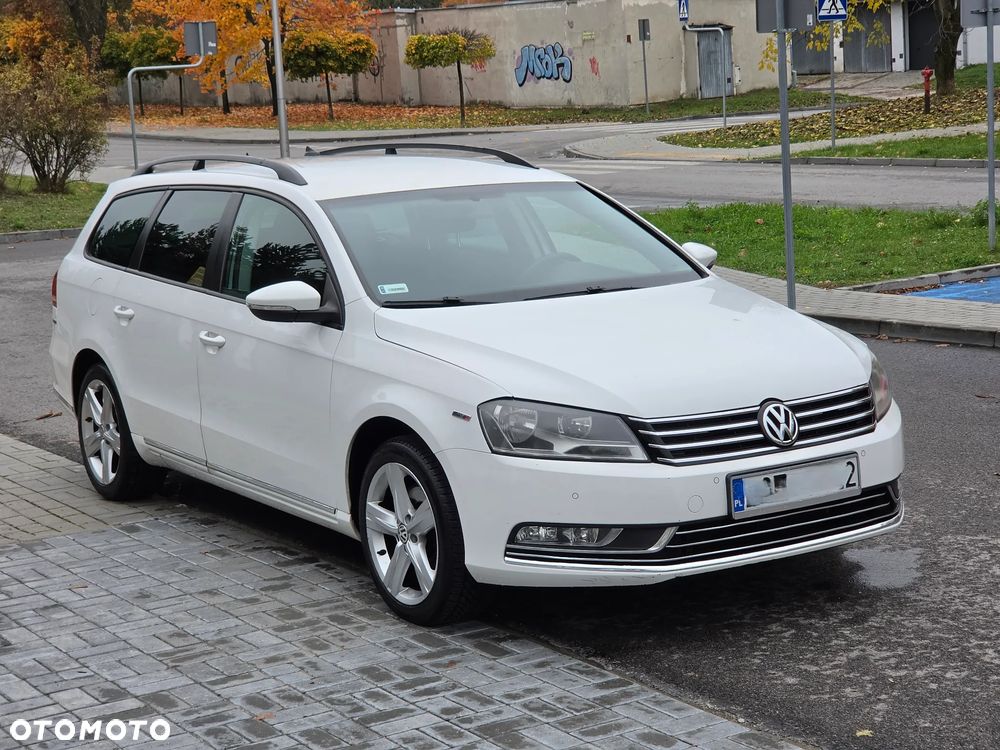 Volkswagen Passat - 11