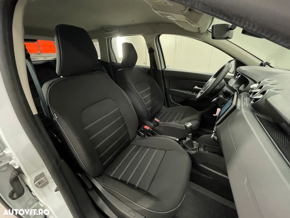 Dacia Duster VU Blue dCi 115 4WD Comfort - 11