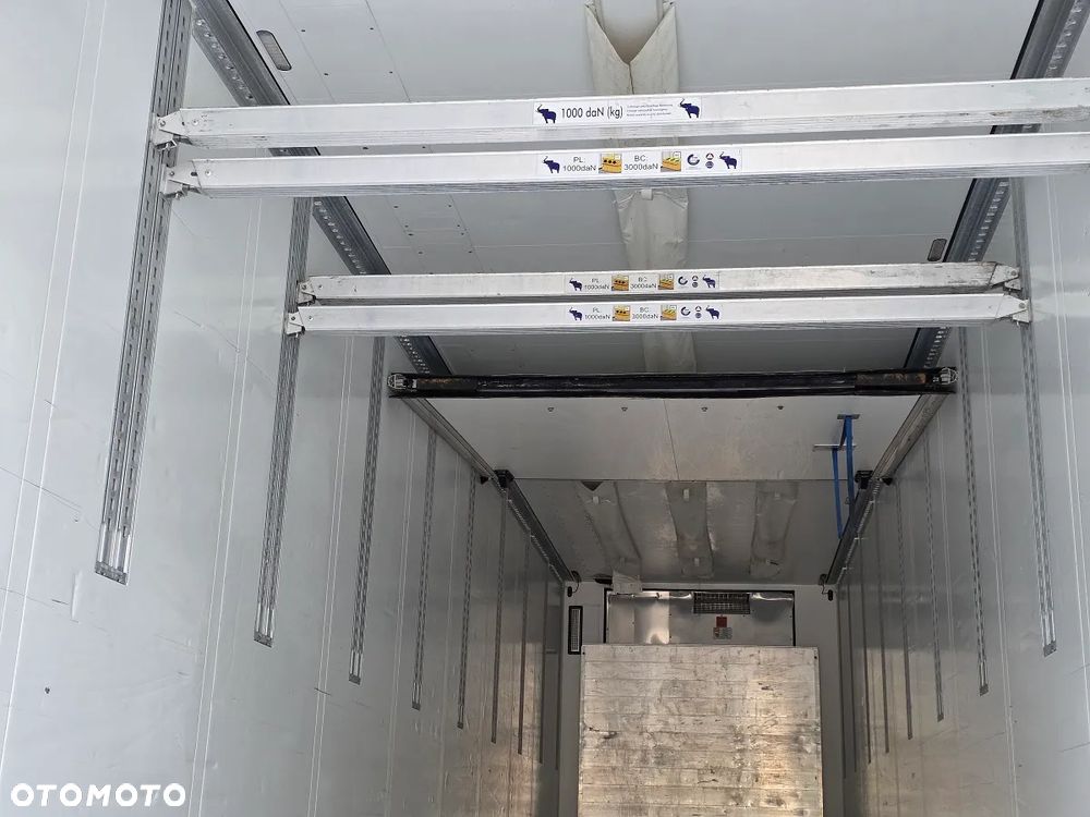 Schmitz Cargobull THERMO KING MULTITEP. DOPELSTOCK  / ŚCIANA 7 CM / - 13