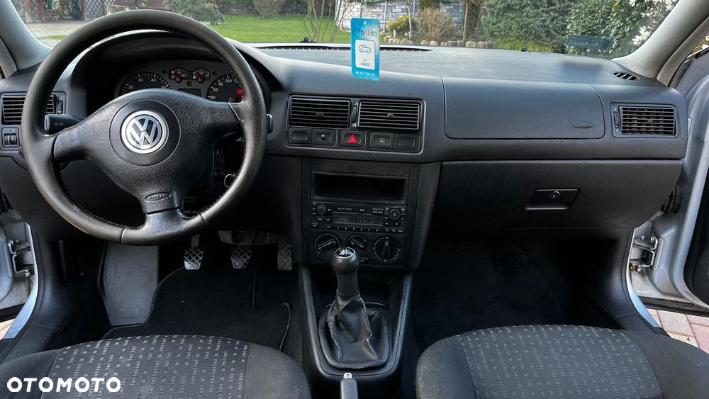 Volkswagen Golf 1.4 Basis - 2