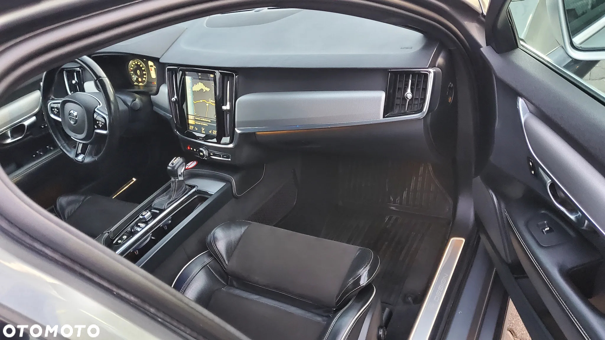 Volvo S90 D4 AWD Geartronic R Design - 12
