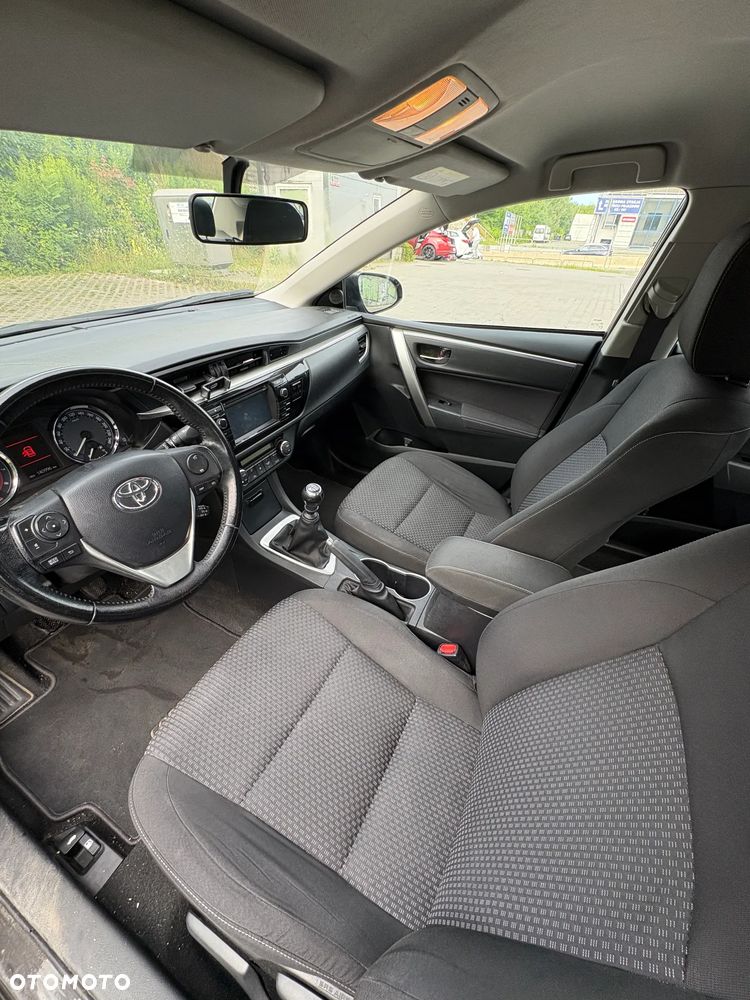 Toyota Corolla 1.6 Active - 13