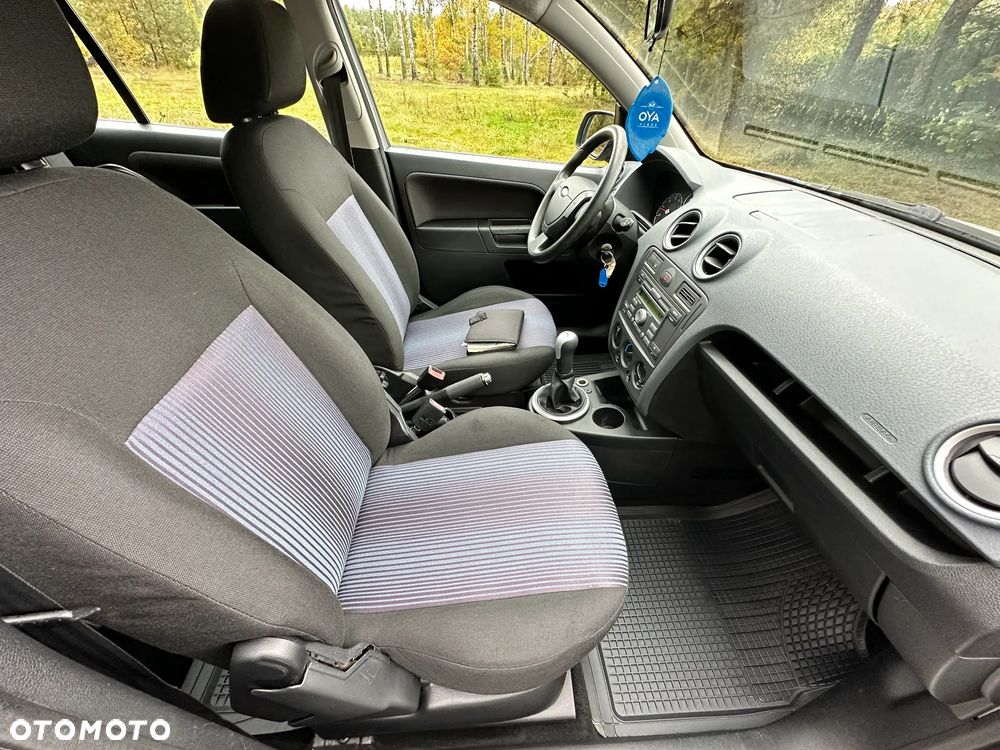 Ford Fusion 1.25 Ambiente - 24