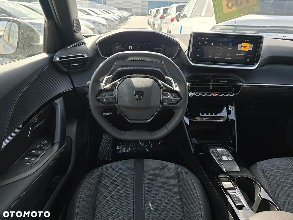 Peugeot 2008 PureTech mHEV Allure e-DCS6 - 18