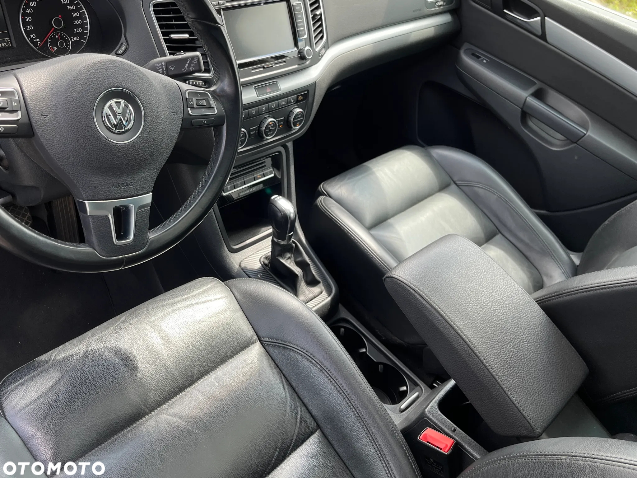 Volkswagen Sharan 2.0 TDI DSG Blue Motion Comfortline - 15