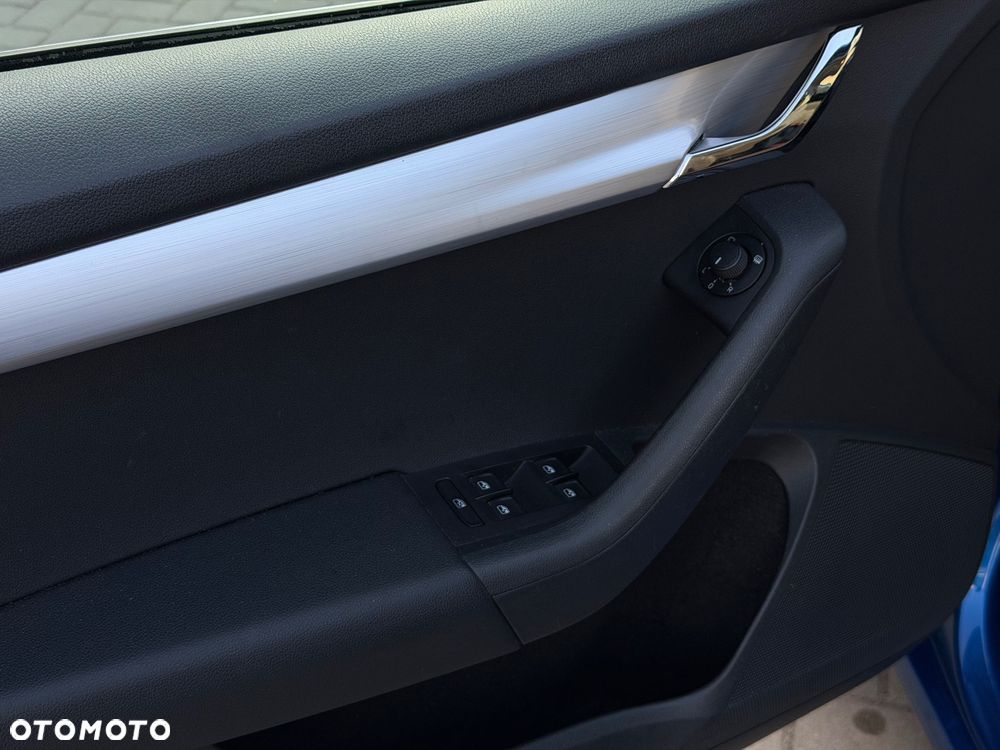 Skoda Octavia 1.6 TDI DSG Premium Edition - 22