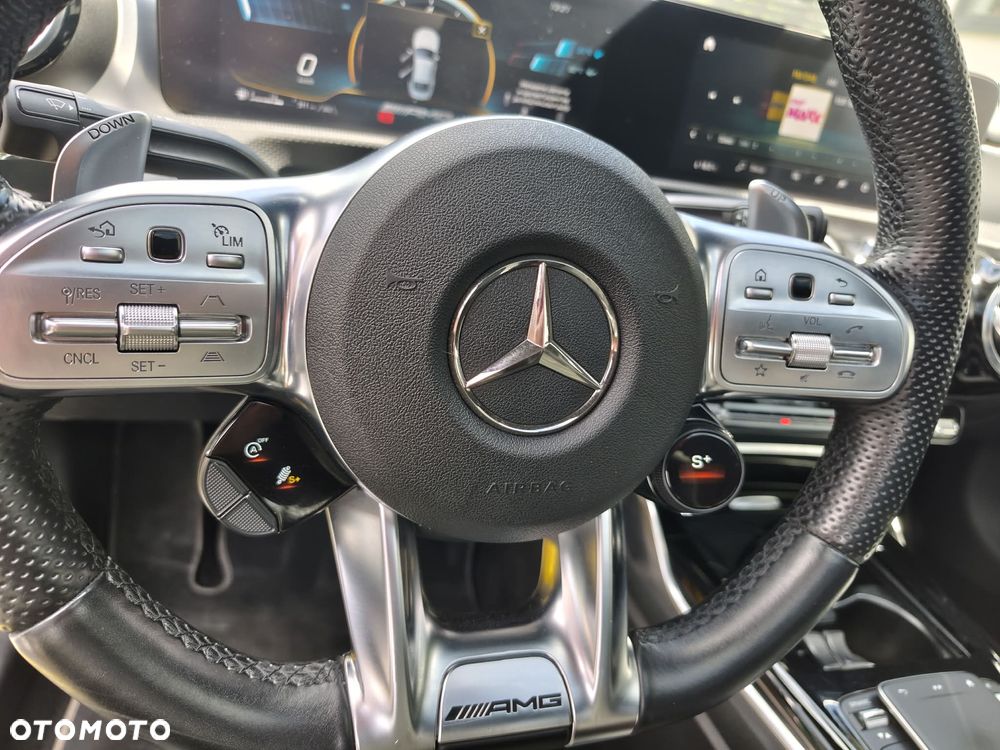 Mercedes-Benz CLA - 17
