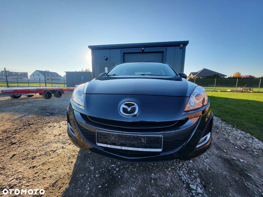 Mazda 3 1.6 Exclusive + - 2