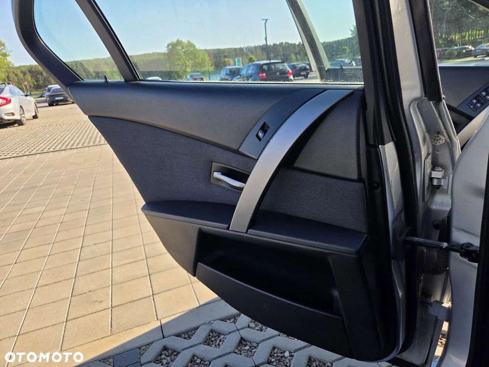 BMW Seria 5 - 23