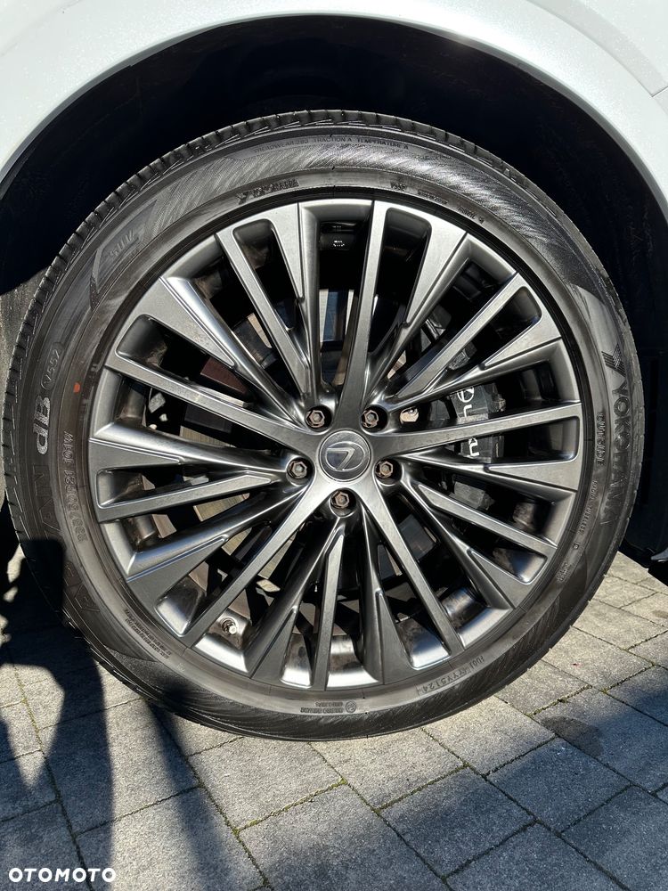 Lexus RX 500h F Sport Edition - 8