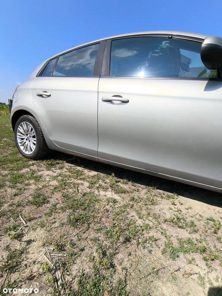Fiat Bravo 1.4 16V Dynamic - 9