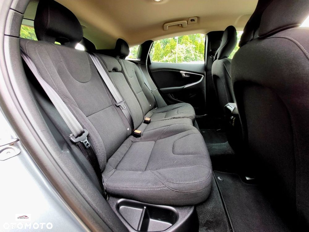 Volvo V40 - 8