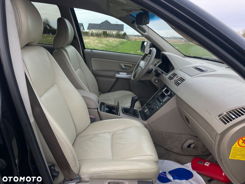 Volvo XC 90 2.4 D5 Kinetic - 16