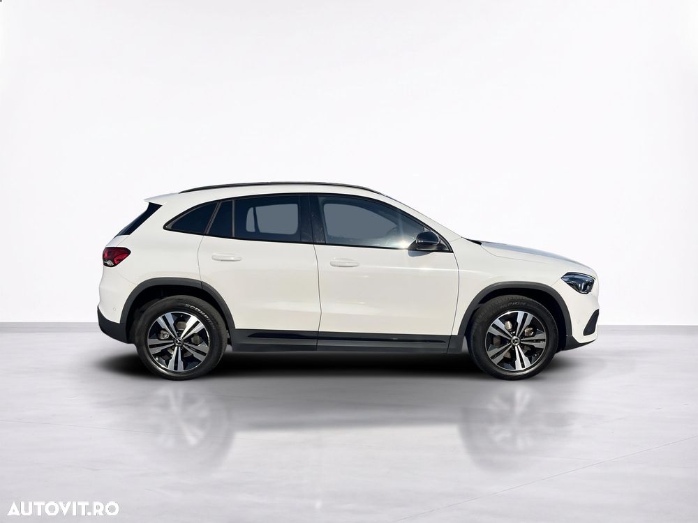 Mercedes-Benz GLA 200 d 4MATIC 8G-DCT Progressive - 7