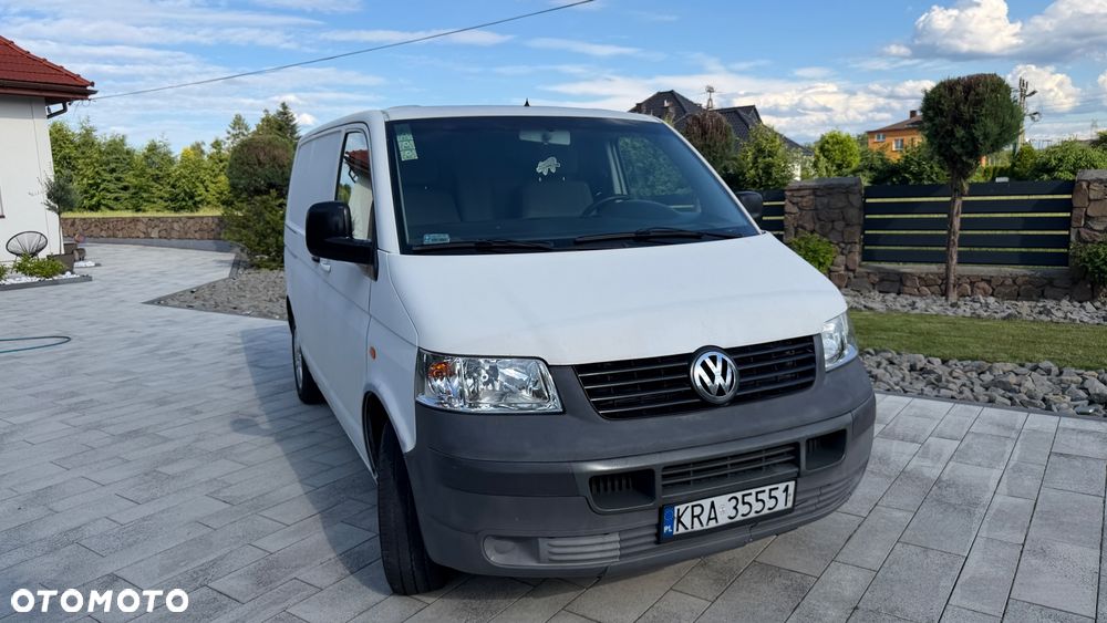 Volkswagen Transporter - 1