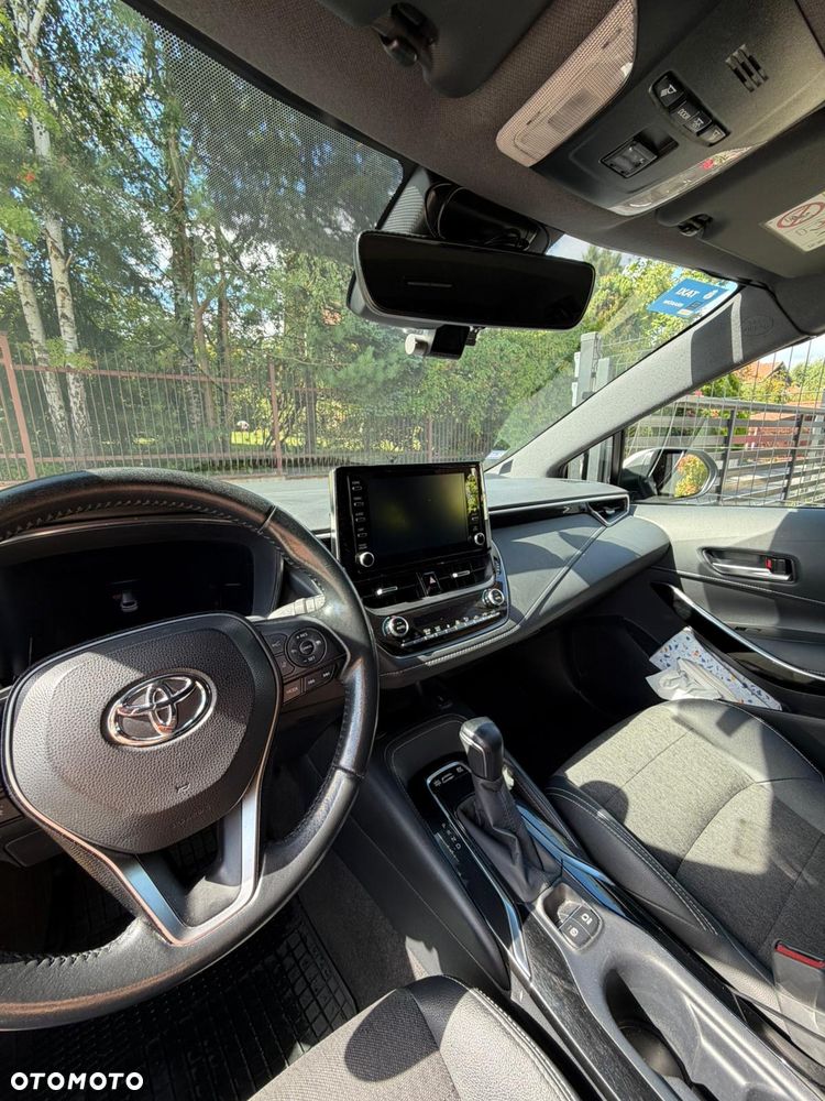 Toyota Corolla - 21