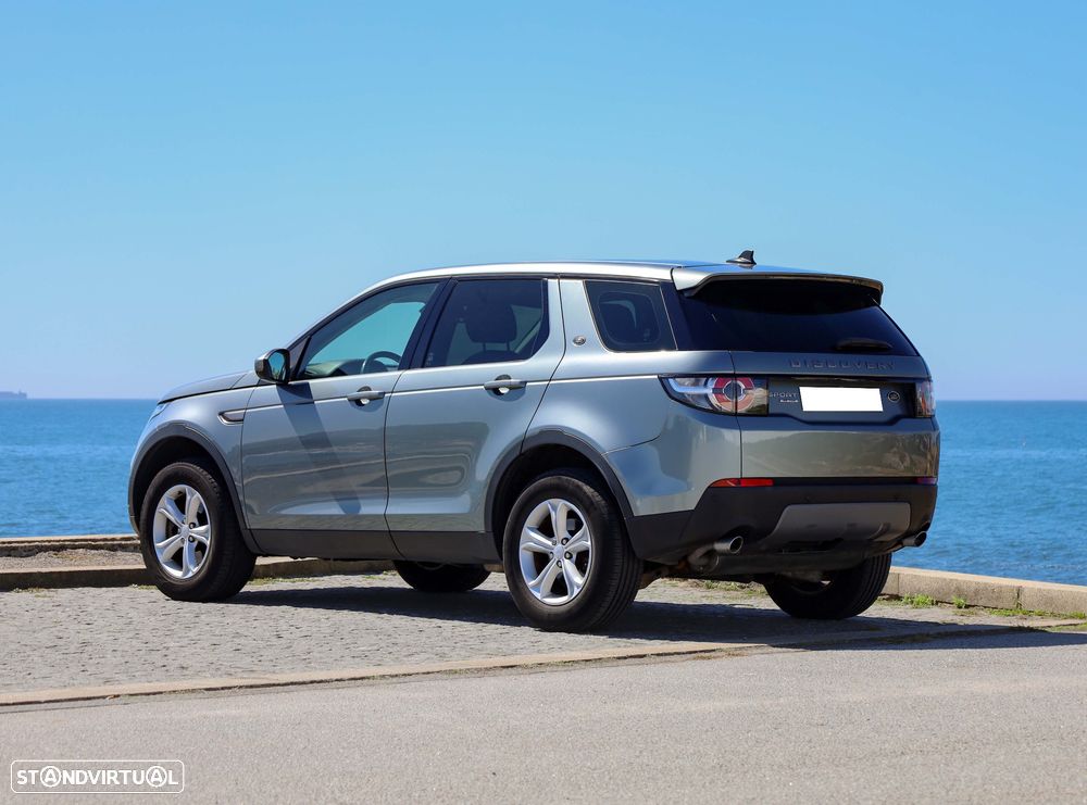 Land Rover Discovery Sport 2.0 TD4 HSE Auto - 9