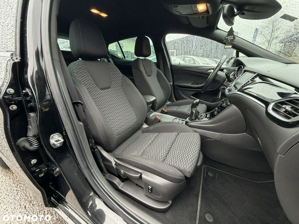 Opel Astra 1.4 T Dynamic - 25